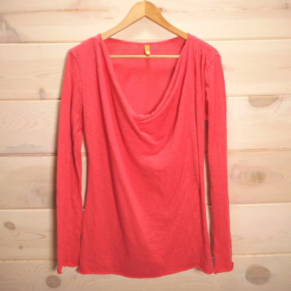 Lucy Activewear Women's M Draped Neck Tunic Top Long Sleeve Coral Thumbholes